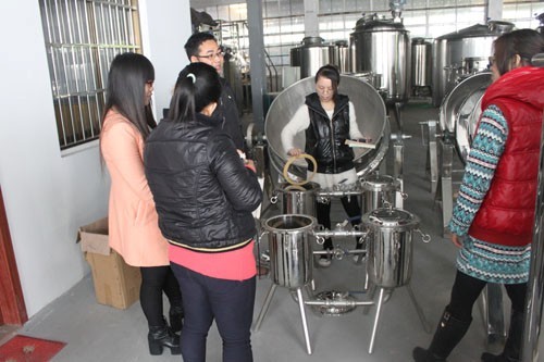 雙聯(lián)過濾器培訓(xùn)現(xiàn)場(chǎng)圖