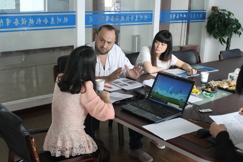 惠合與黎巴嫩夾層鍋客戶洽談圖2